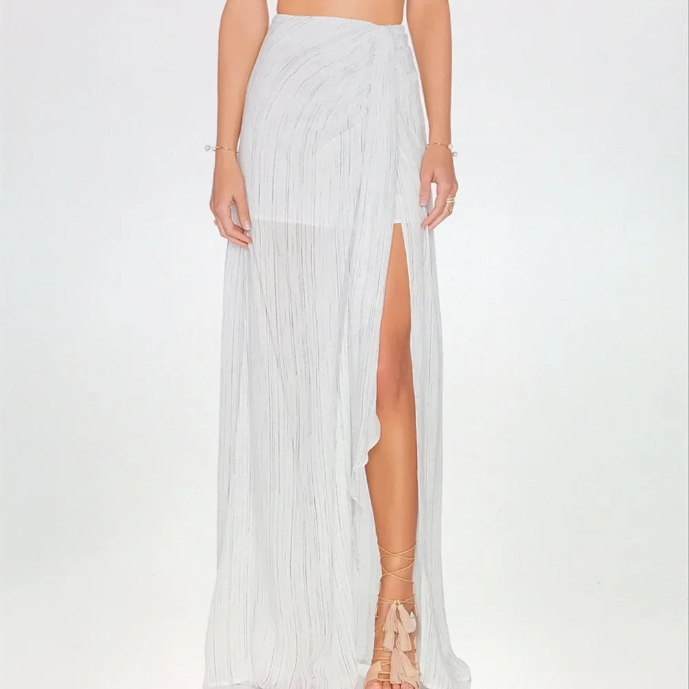 The Jetset Diaries White Maxi Skirt - Picture 10 of 10